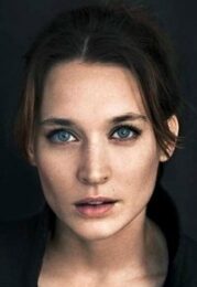 Josefin Asplund